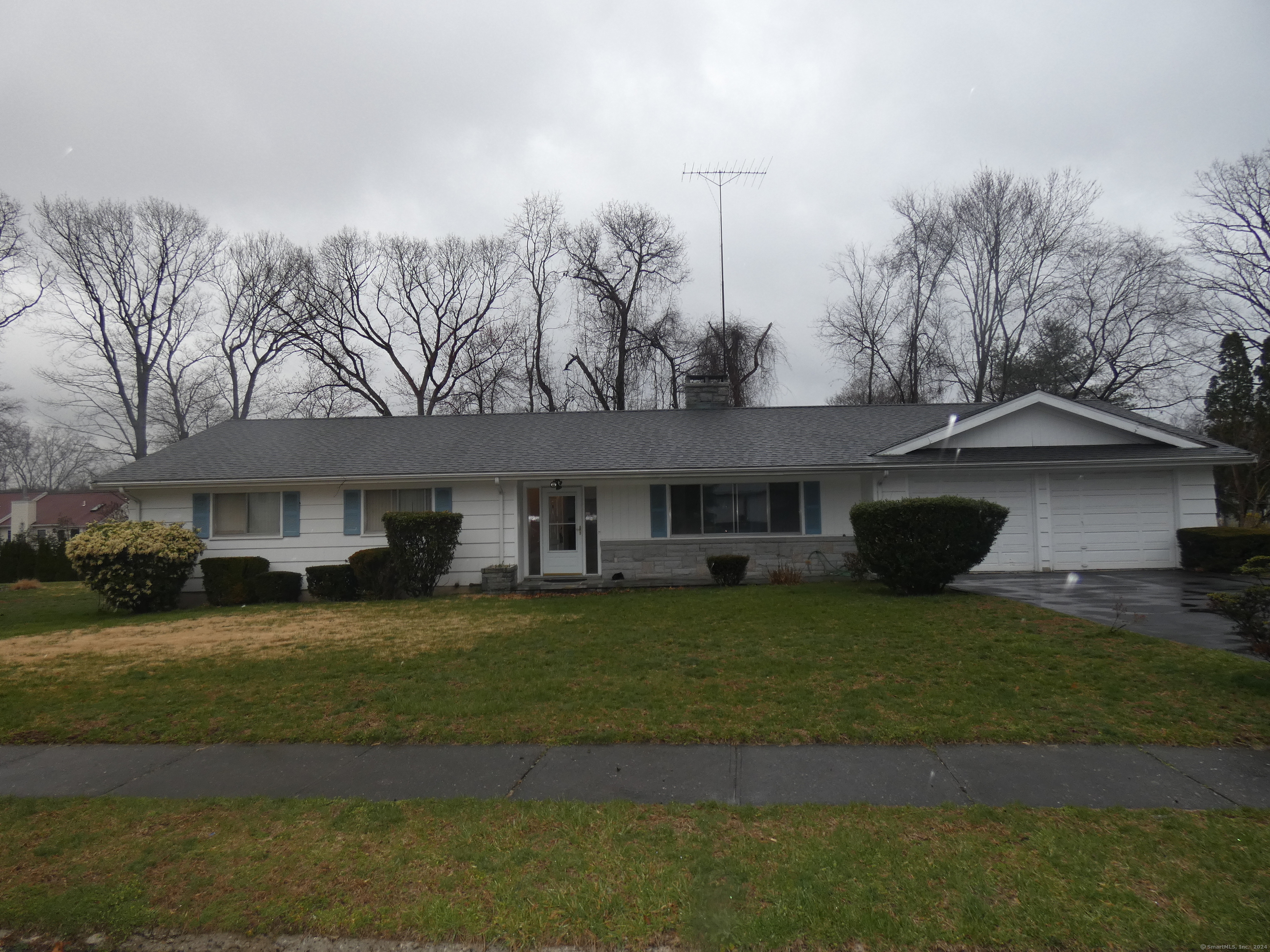 160 Sun Ridge Lane Stratford CT 06614
