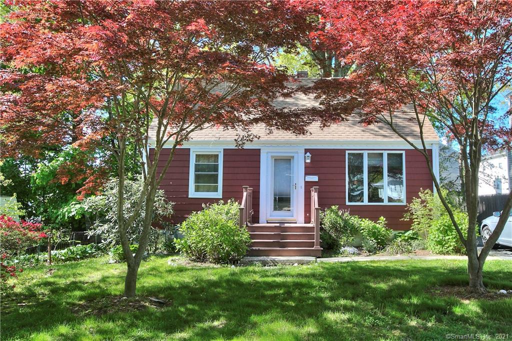 37 Crane Street Fairfield CT 06825