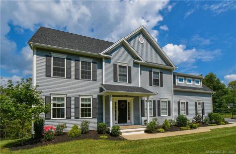 253 Valley Stream Lane Southbury CT 06488