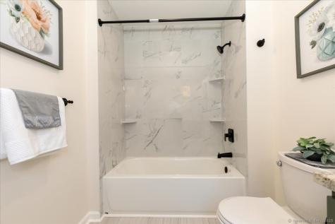 11 Winter Avenue Deep River CT 06417