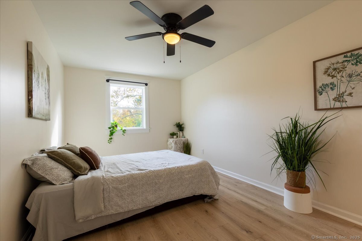 11 Winter Avenue Deep River CT 06417