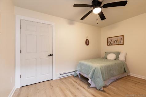 11 Winter Avenue Deep River CT 06417