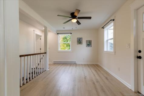 11 Winter Avenue Deep River CT 06417