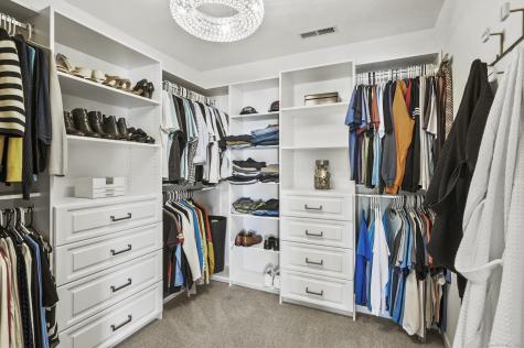 25 Suzy Court Meriden CT 06451