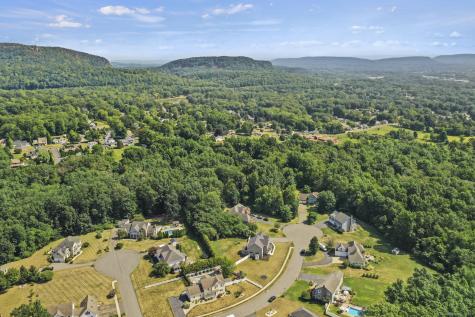 25 Suzy Court Meriden CT 06451