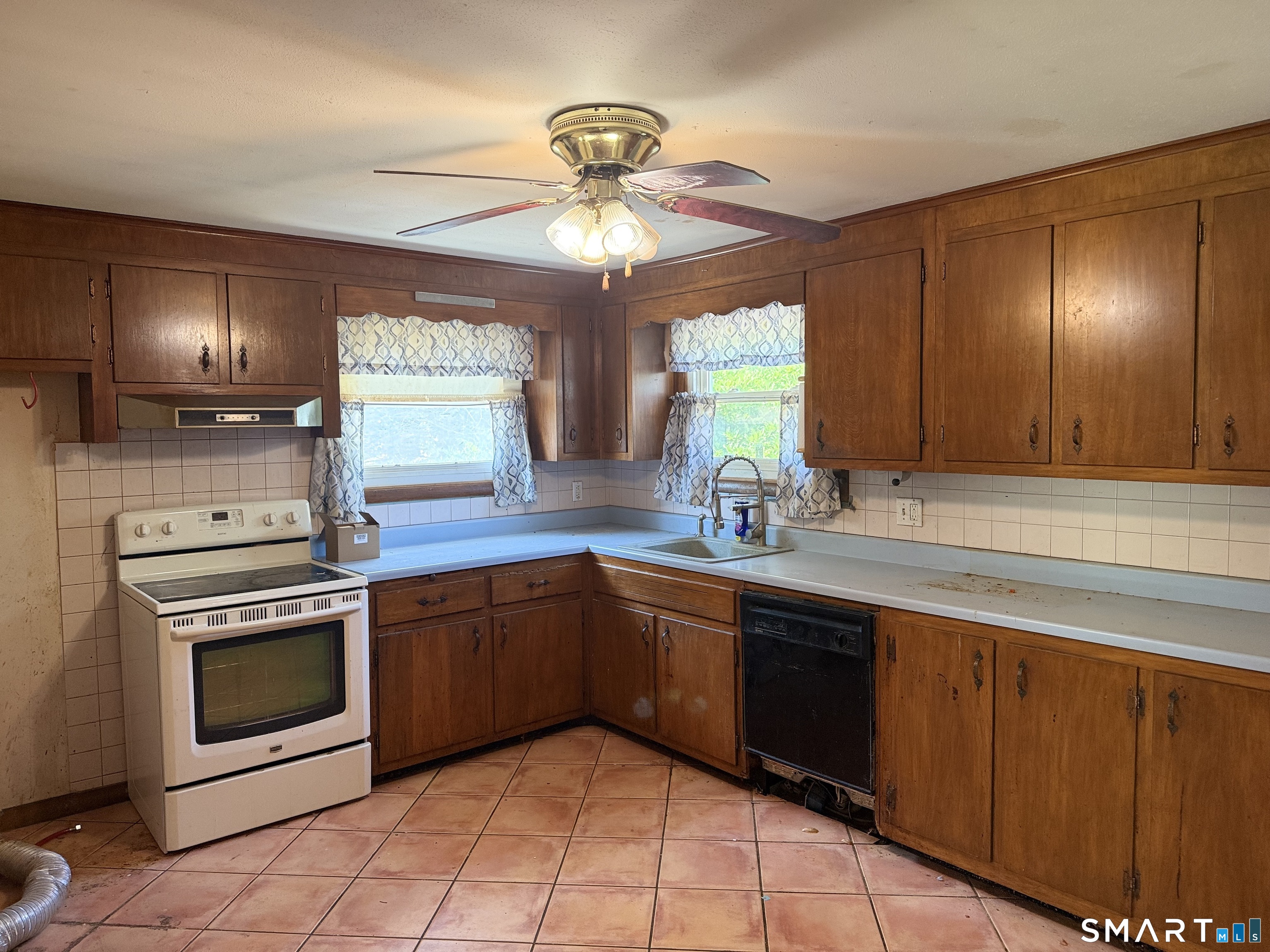 81 River Road Preston CT 06365