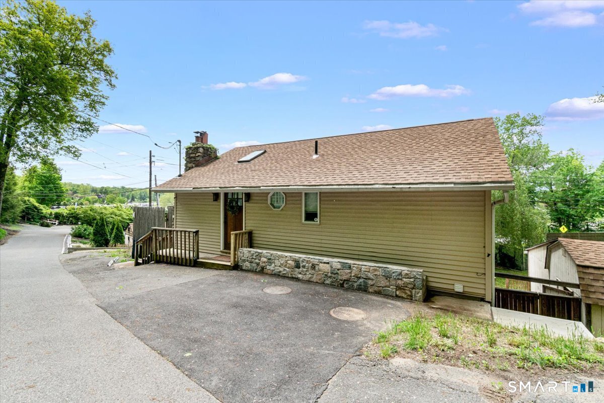 4 Candlewood Birches Brookfield CT 06804