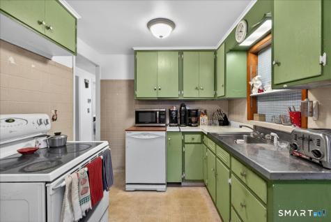 106 Moritz Place Fairfield CT 06824
