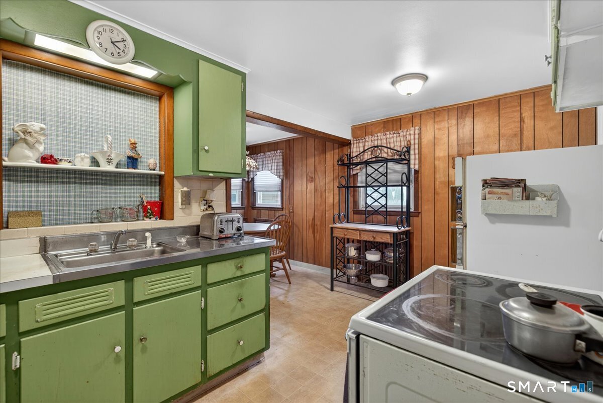 106 Moritz Place Fairfield CT 06824