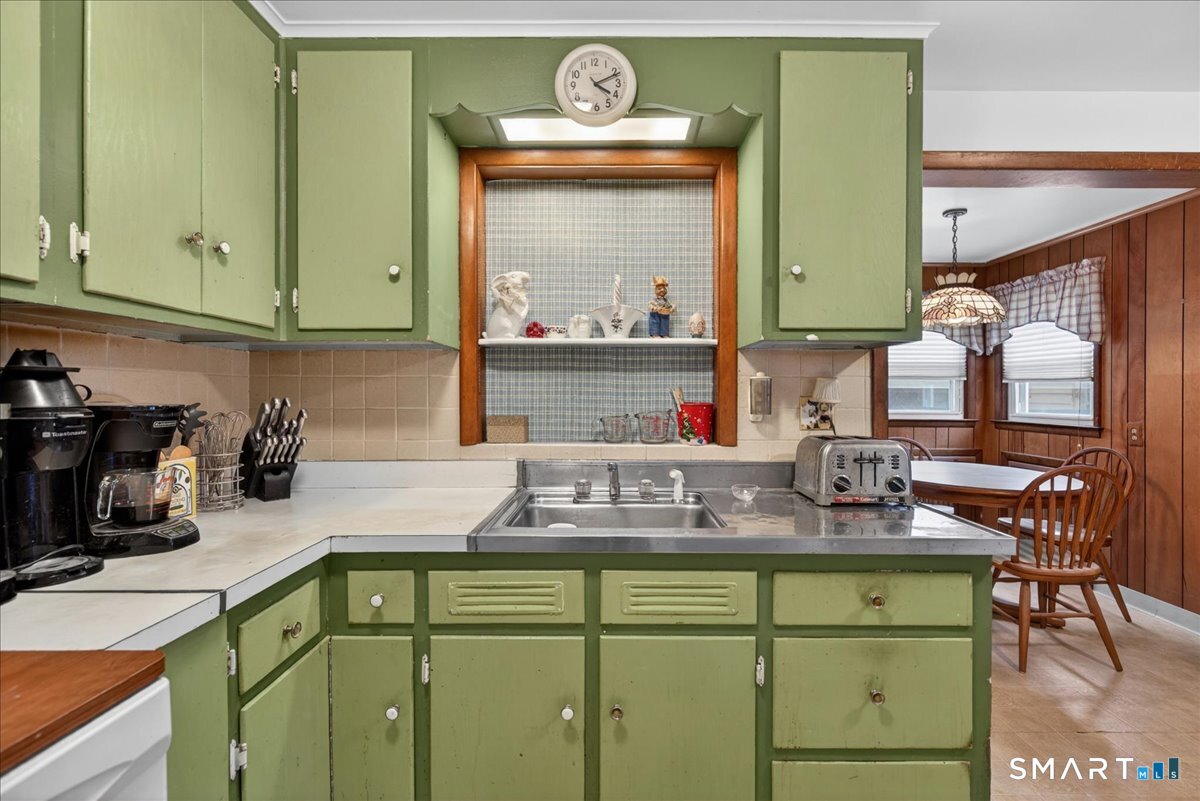 106 Moritz Place Fairfield CT 06824