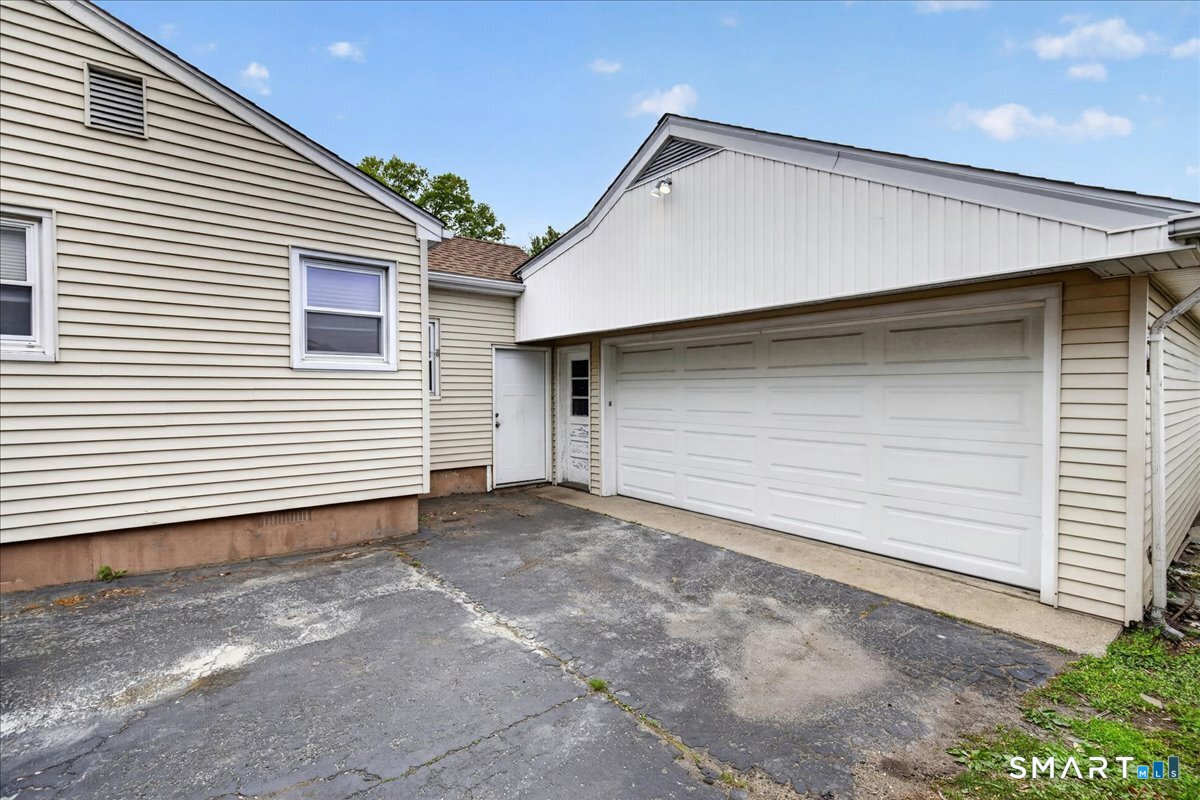 106 Moritz Place Fairfield CT 06824