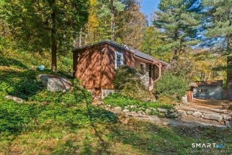 492 Newtown Turnpike Weston CT 06883