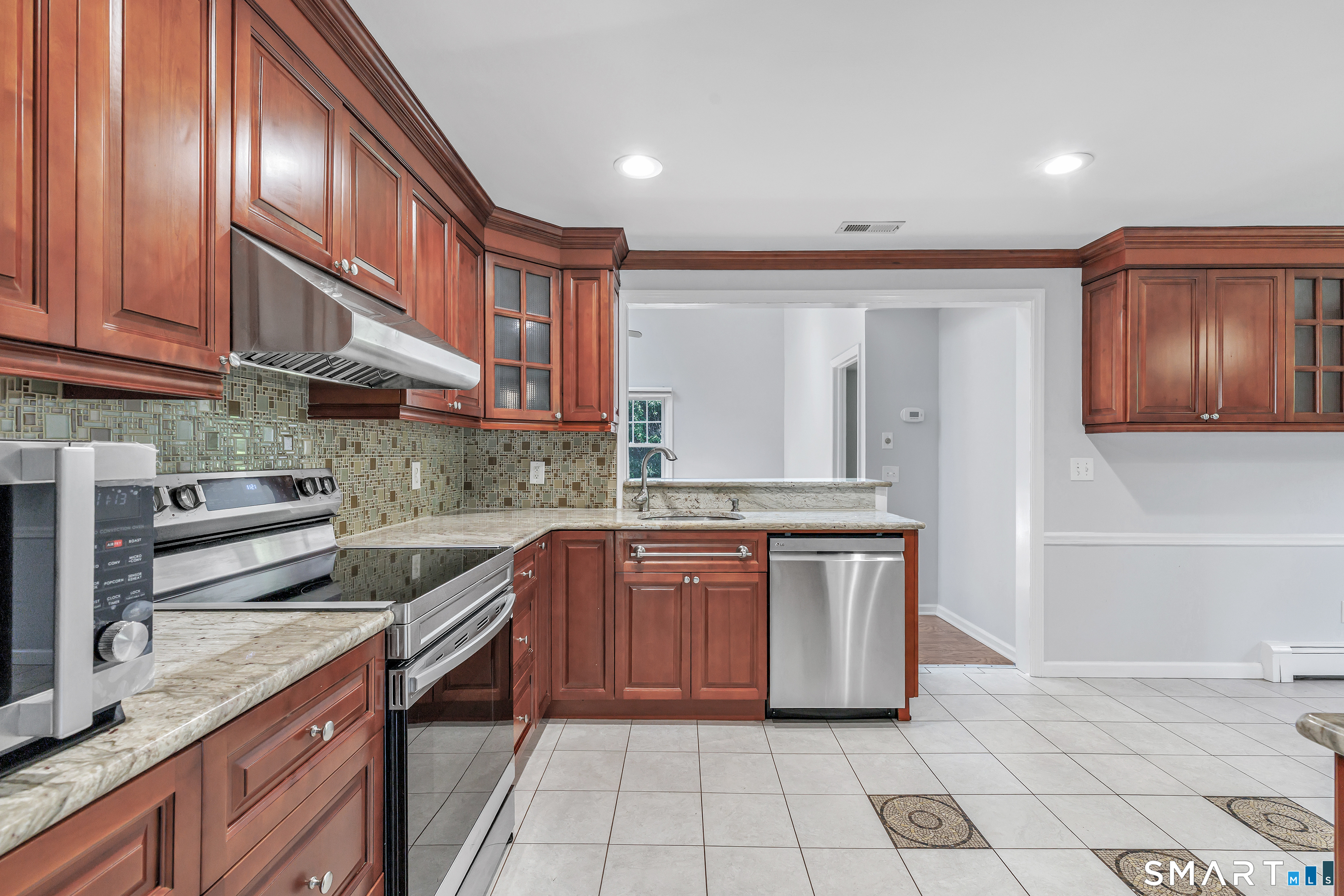 15 Maurice Street Norwalk CT 06851