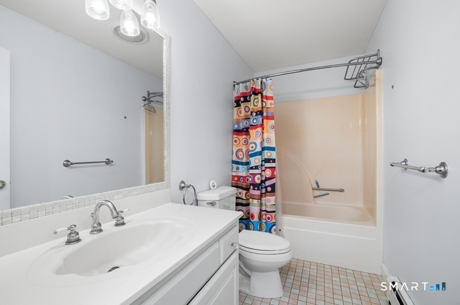 319 Laurelwood Drive Salem CT 06420