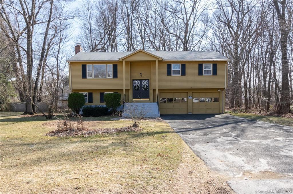 19 Briar Lane Bloomfield CT 06002