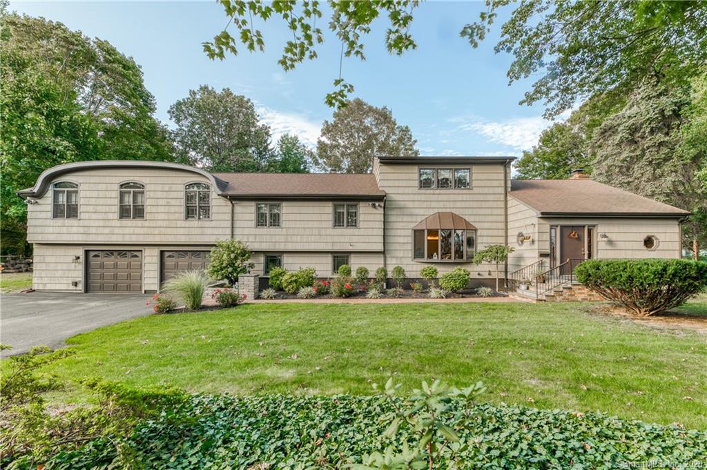 35 Plymouth Court Milford CT 06460