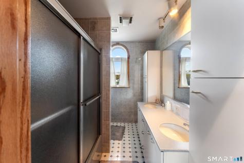 524 Wauregan Road Brooklyn CT 06234