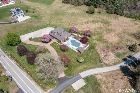 524 Wauregan Road Brooklyn CT 06234