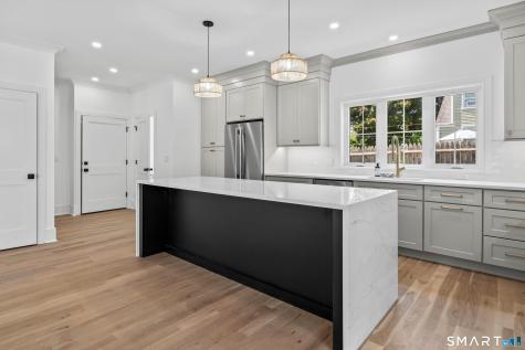 30 Country Road Fairfield CT 06824