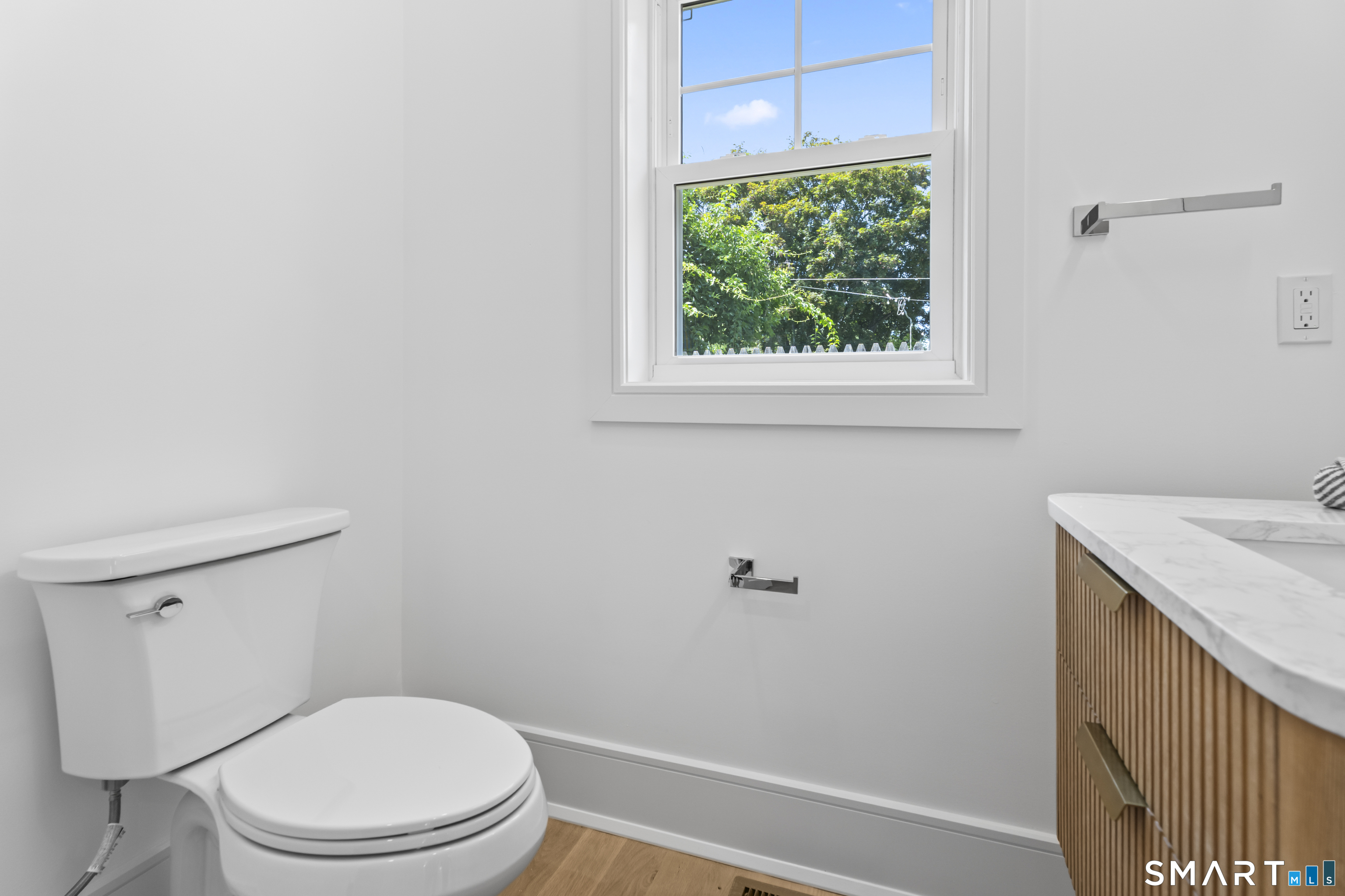 30 Country Road Fairfield CT 06824