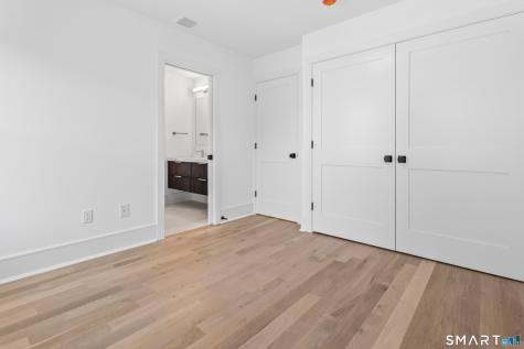 30 Country Road Fairfield CT 06824