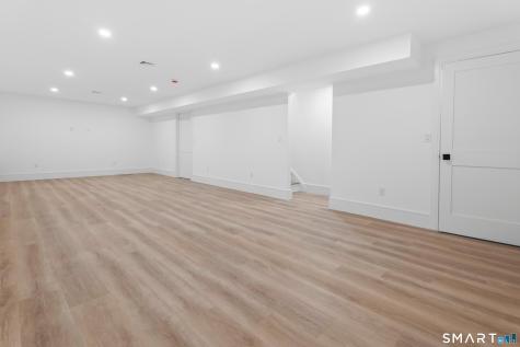 30 Country Road Fairfield CT 06824