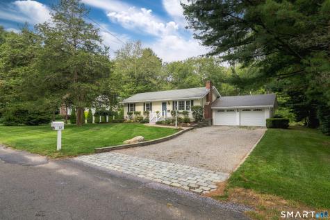 12 Sunset Drive Old Lyme CT 06371