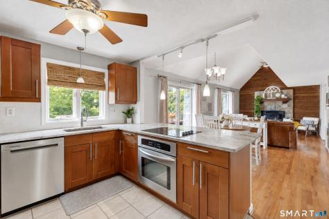 897 East Street Middletown CT 06457
