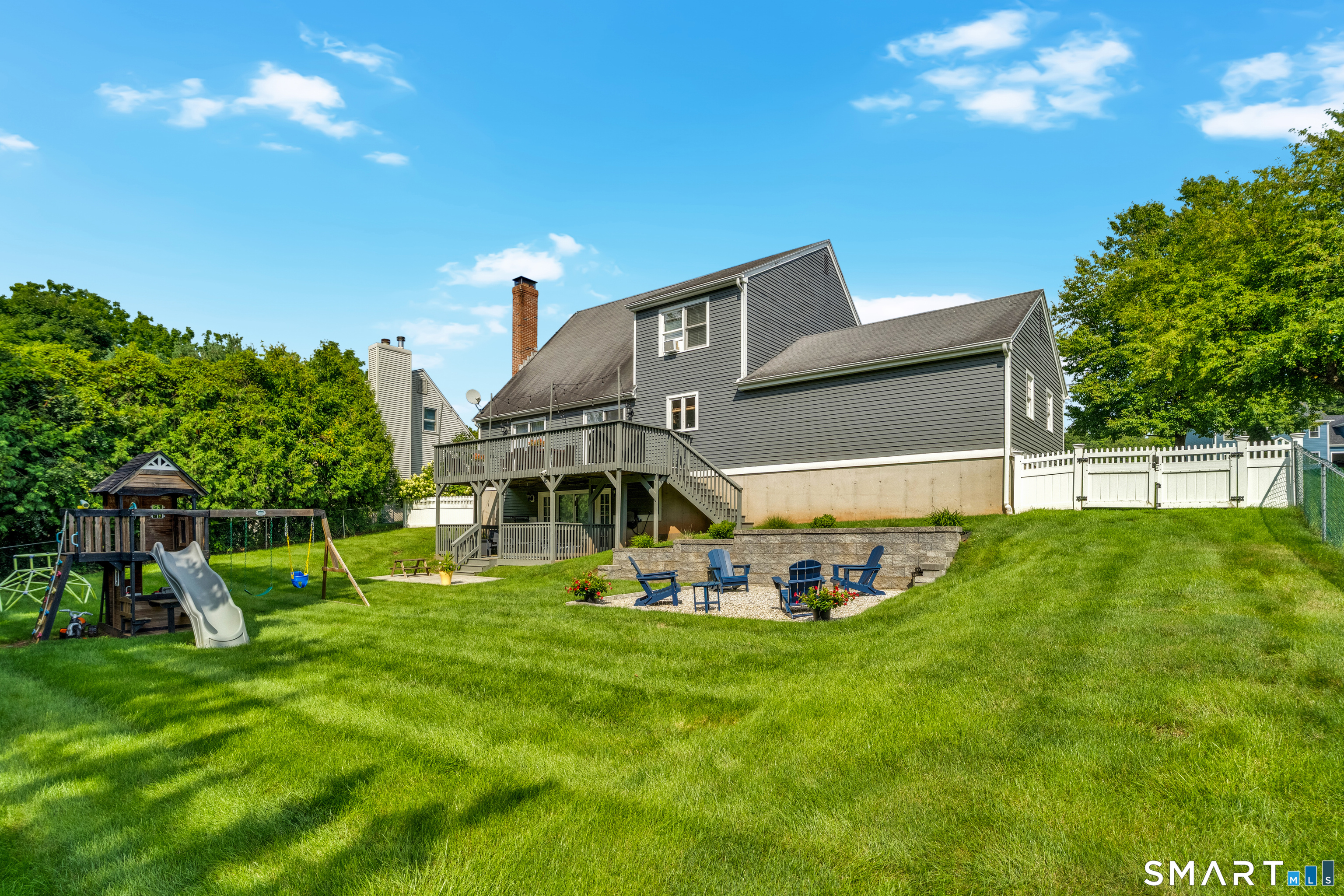 897 East Street Middletown CT 06457