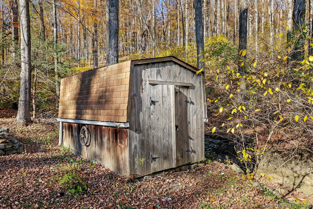 297 Babbitt Road Thomaston CT 06787