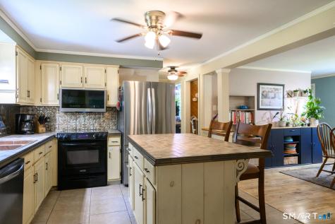 121 Mott Hill Road East Hampton CT 06424