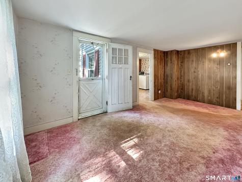 81 Gallup Lane Waterford CT 06385