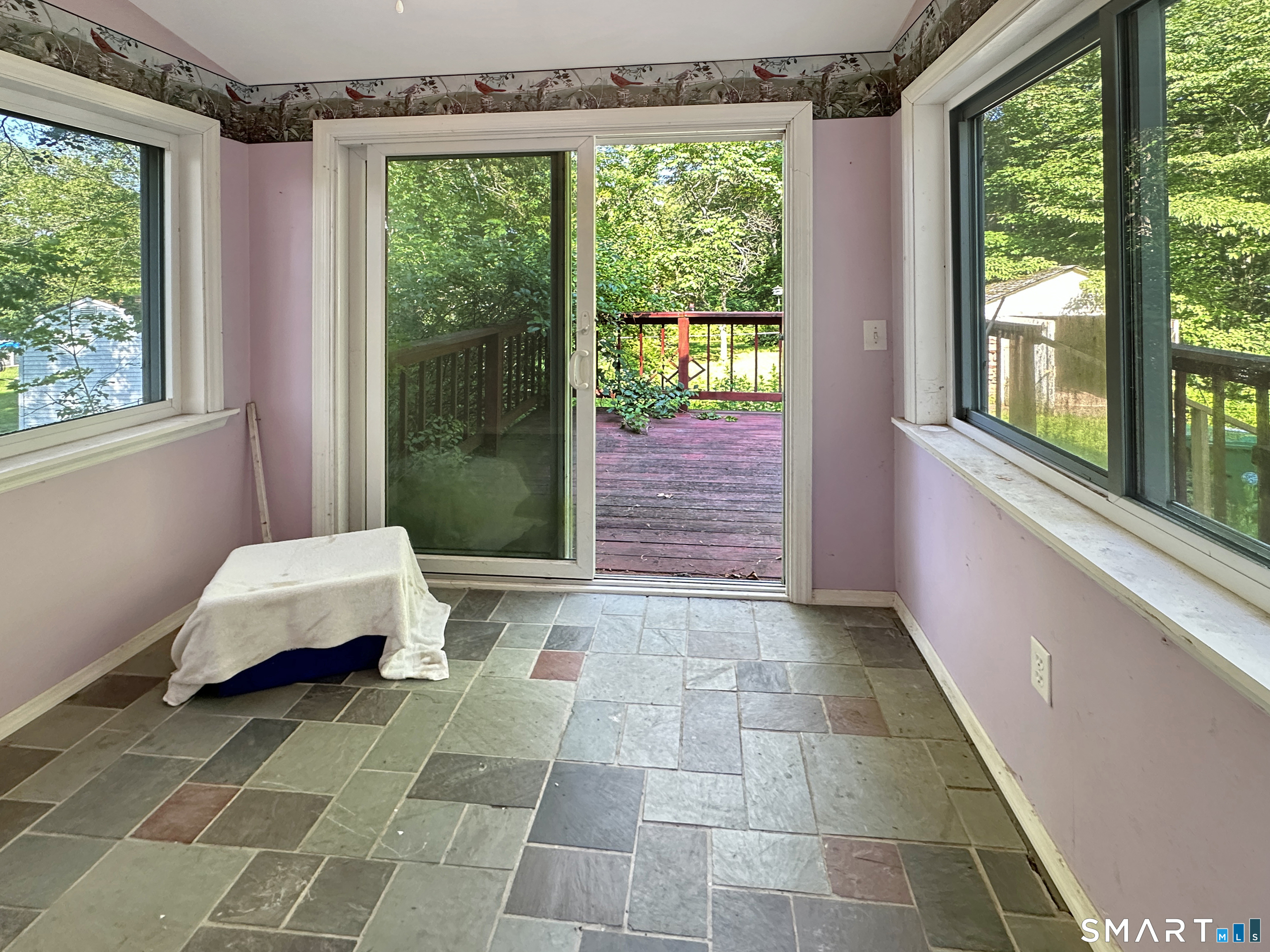 81 Gallup Lane Waterford CT 06385