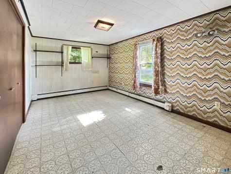 81 Gallup Lane Waterford CT 06385