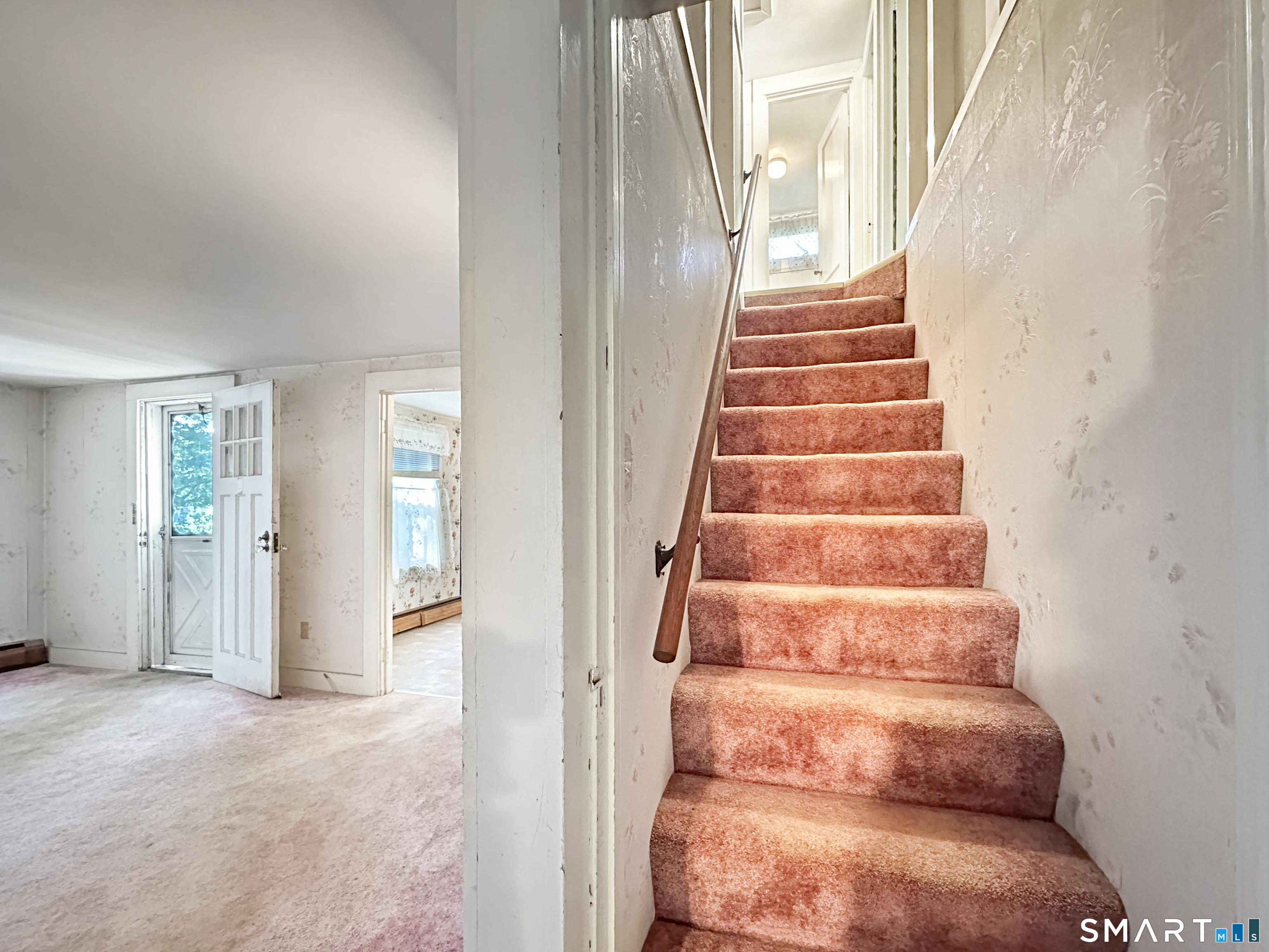 81 Gallup Lane Waterford CT 06385