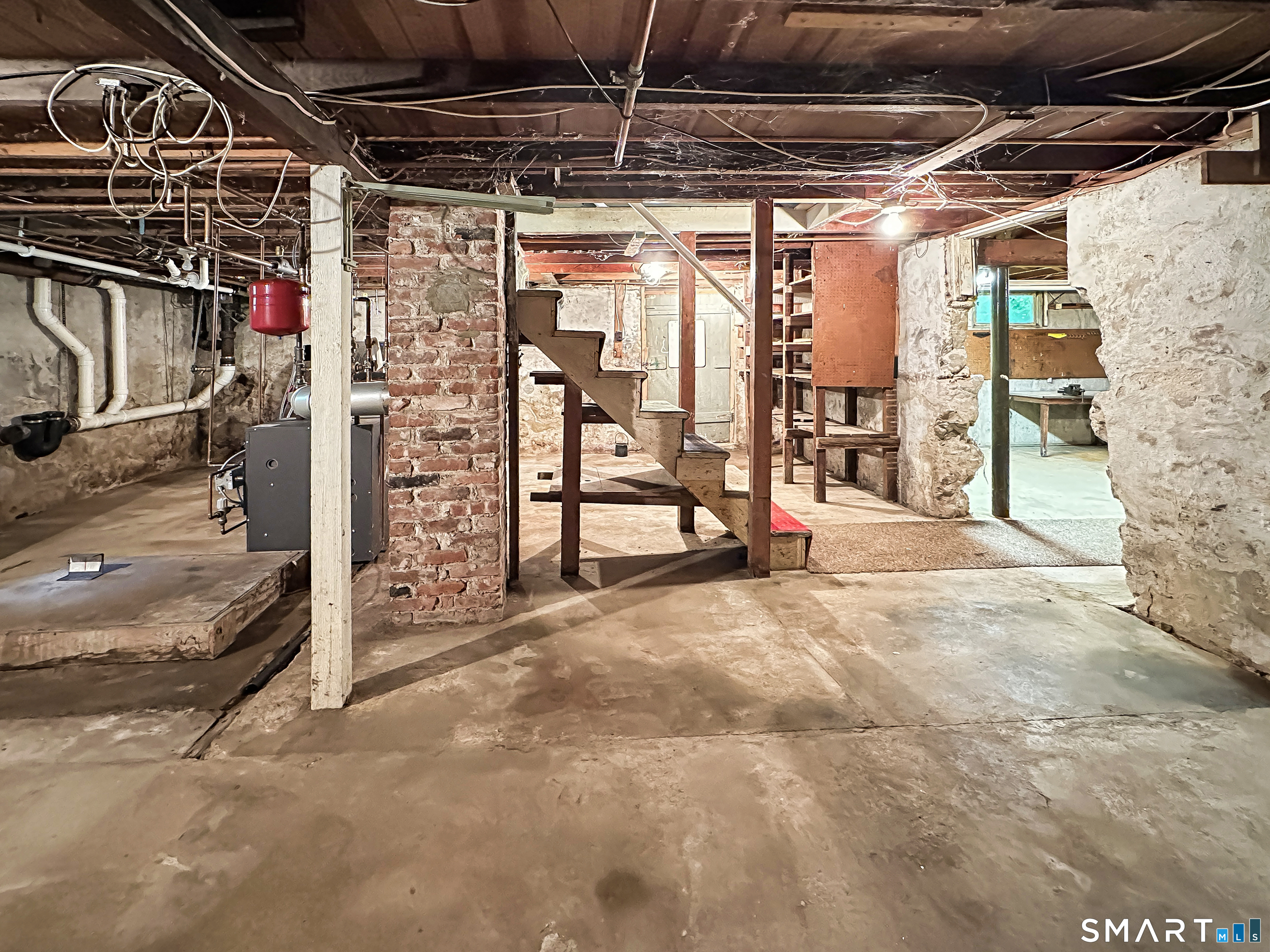 81 Gallup Lane Waterford CT 06385