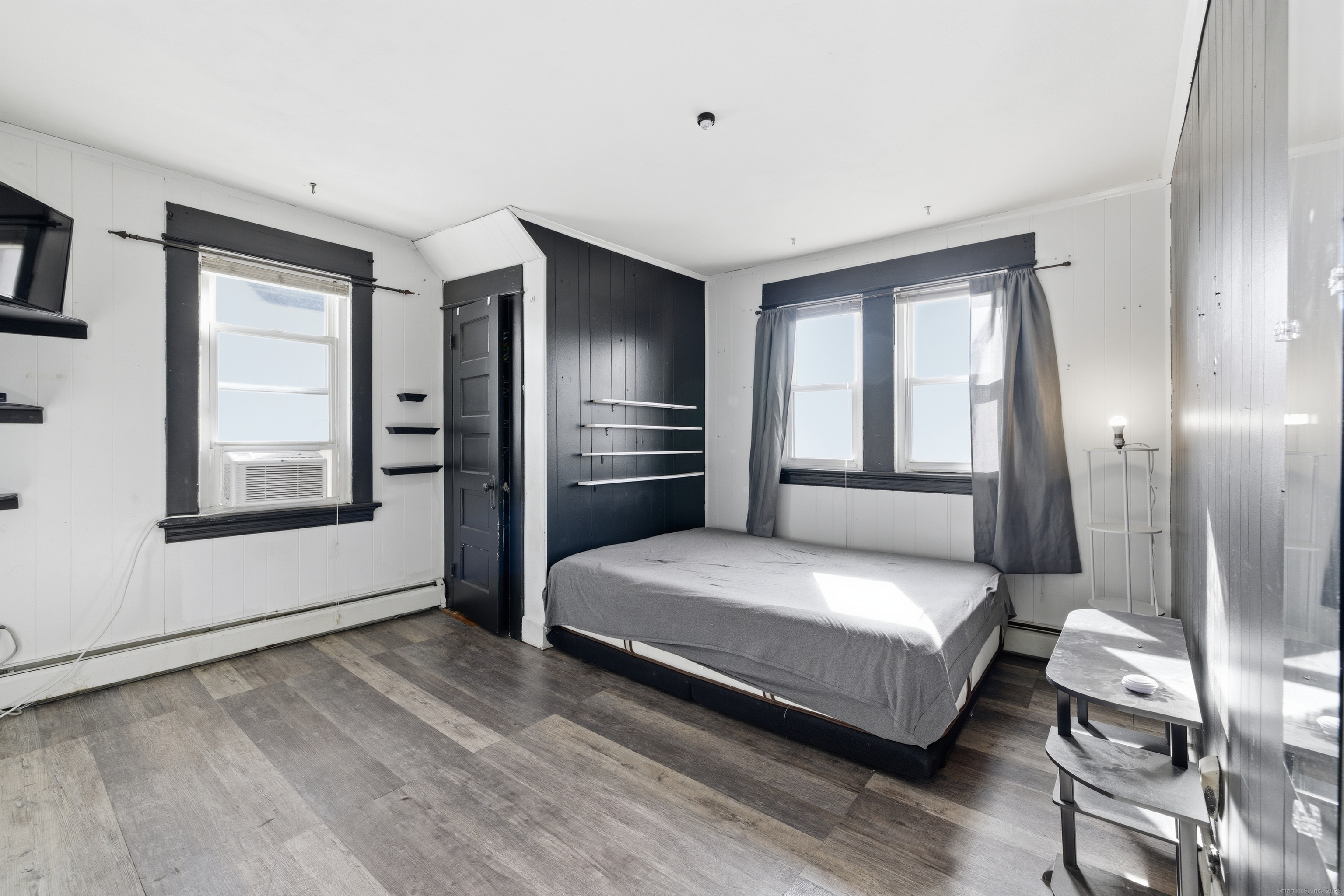 95 Park Avenue Derby CT 06418