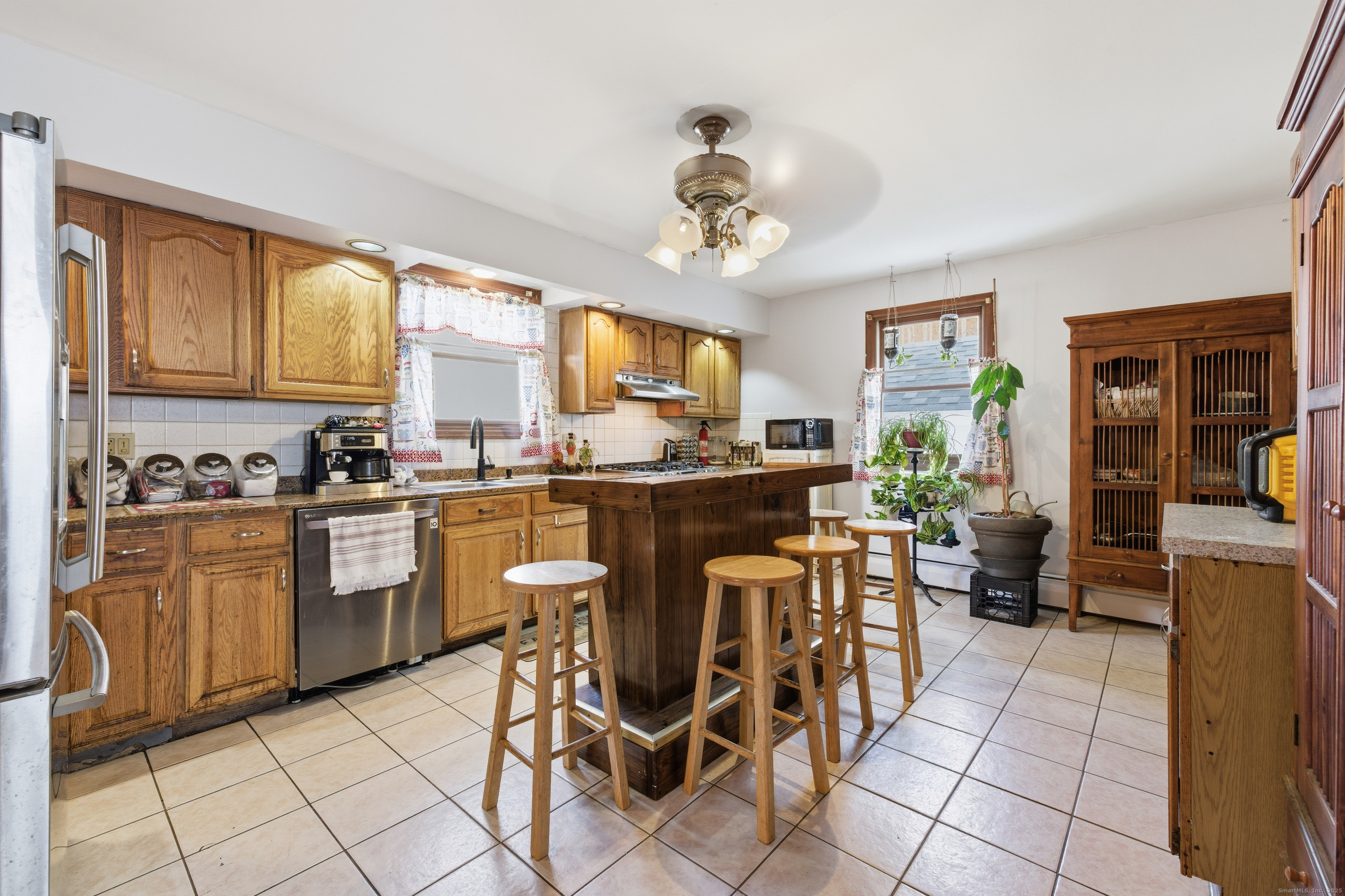 95 Park Avenue Derby CT 06418