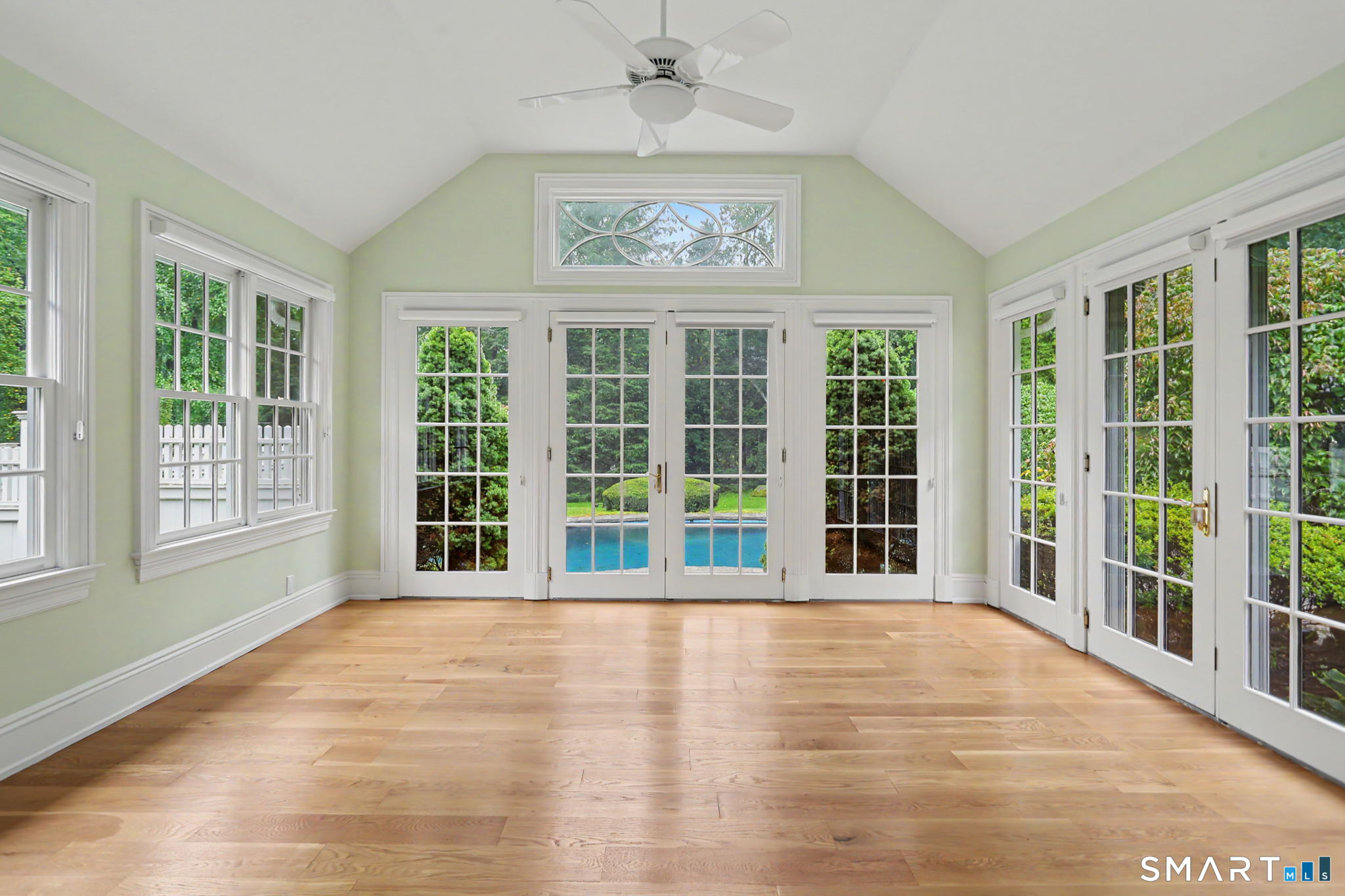 34 Sherwood Lane New Canaan CT 06840