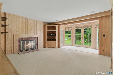 34 Sherwood Lane New Canaan CT 06840