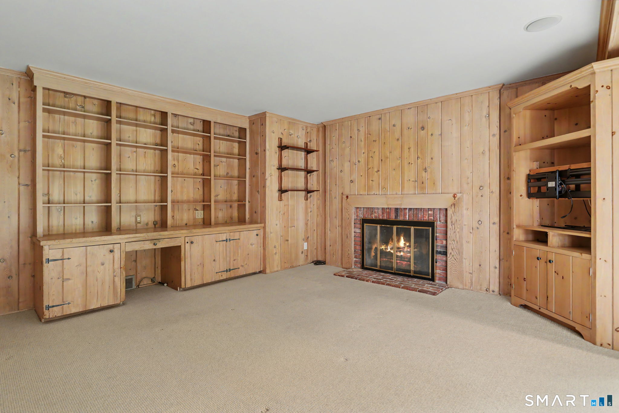 34 Sherwood Lane New Canaan CT 06840