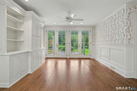 34 Sherwood Lane New Canaan CT 06840