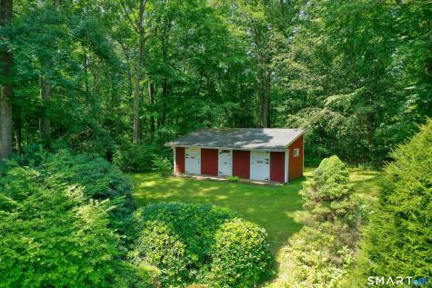 34 Sherwood Lane New Canaan CT 06840