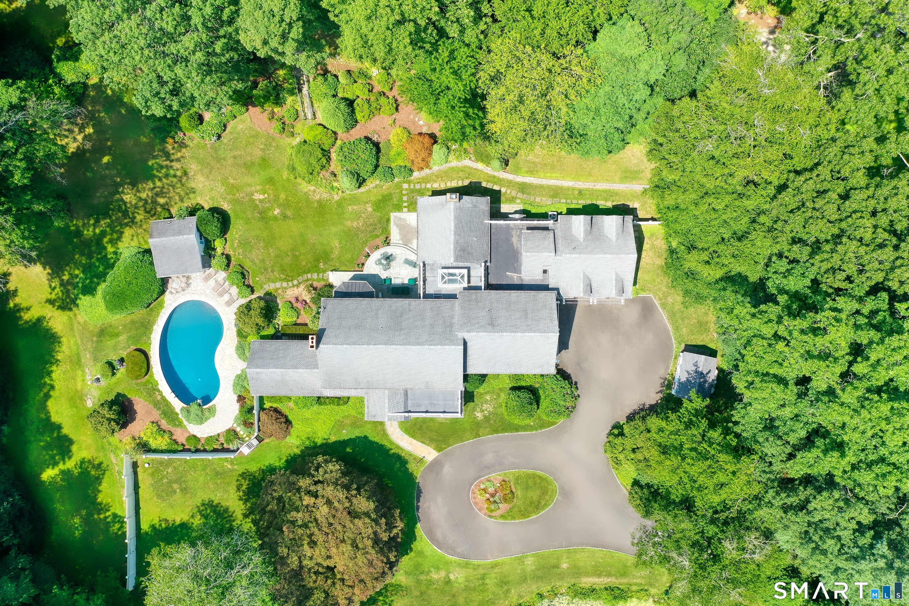 34 Sherwood Lane New Canaan CT 06840