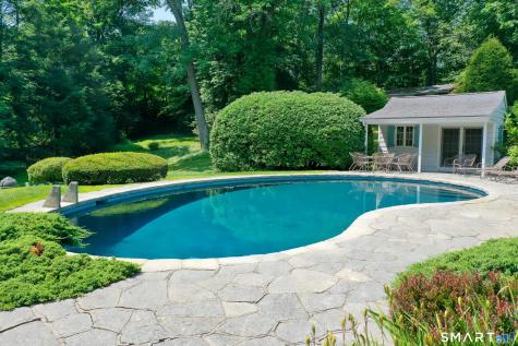 34 Sherwood Lane New Canaan CT 06840
