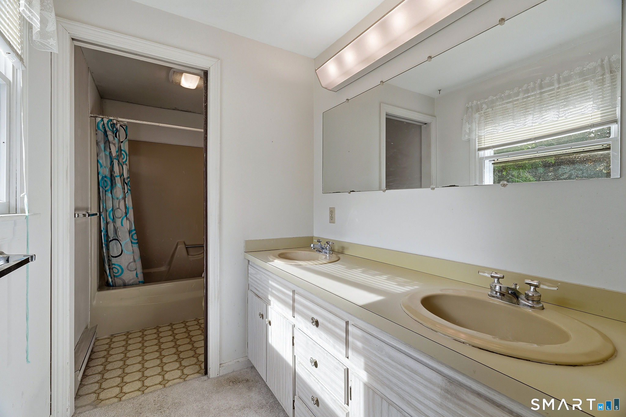 18 Billings Street Stonington CT 06379
