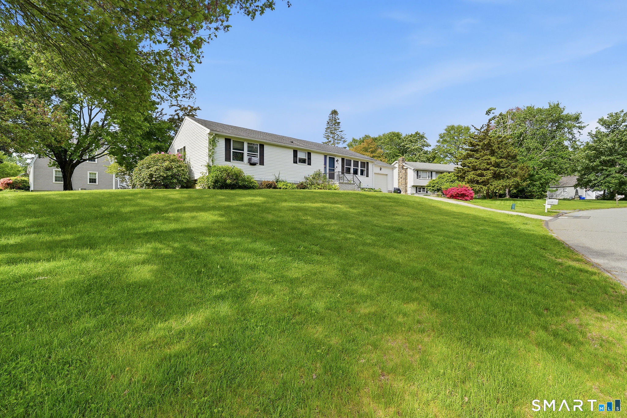 18 Billings Street Stonington CT 06379