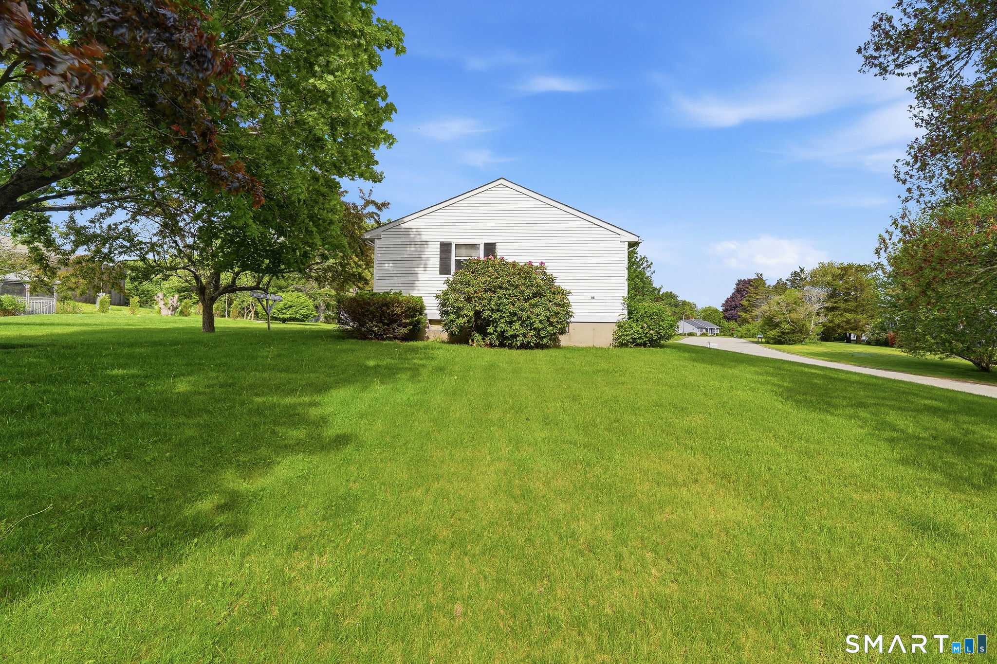 18 Billings Street Stonington CT 06379