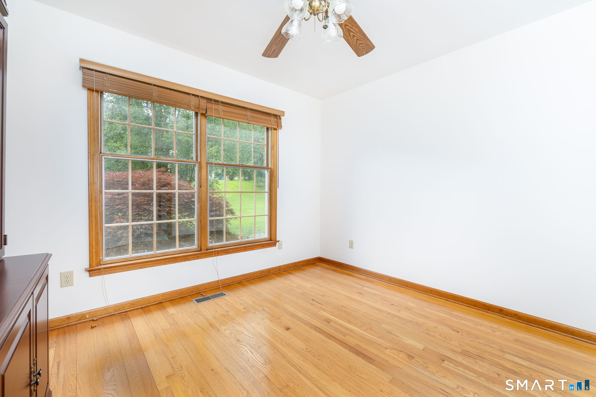 62 Black Walnut Lane Burlington CT 06013