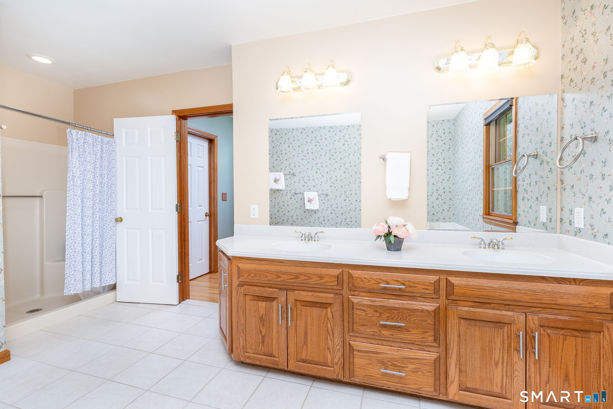 62 Black Walnut Lane Burlington CT 06013